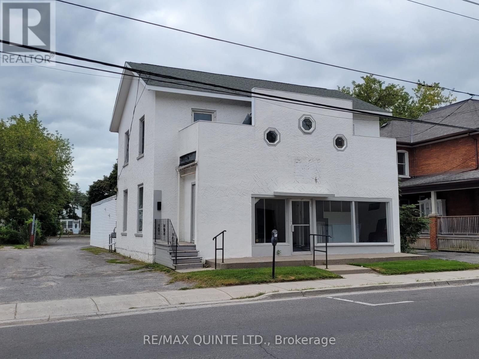 260 COLEMAN ST