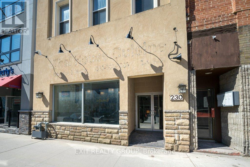 230 FRONT ST