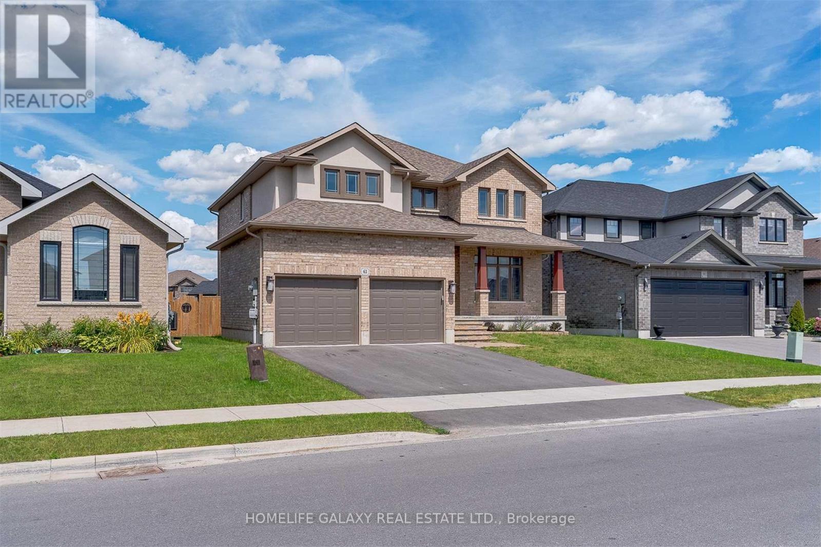 63 HAMPTON RIDGE DR