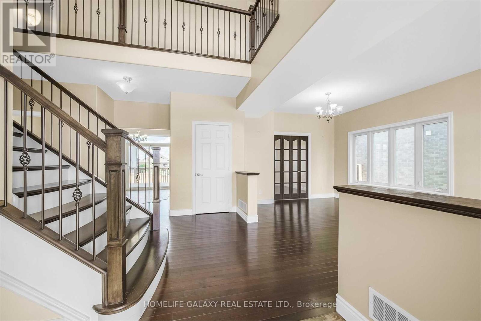 63 HAMPTON RIDGE DR