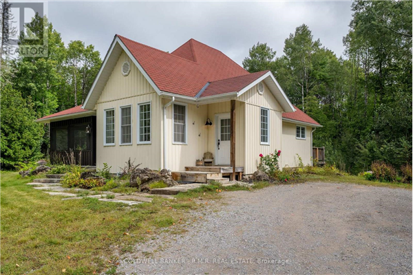 1692 COUNTY RD 49 RD N, Galway-Cavendish and Harvey