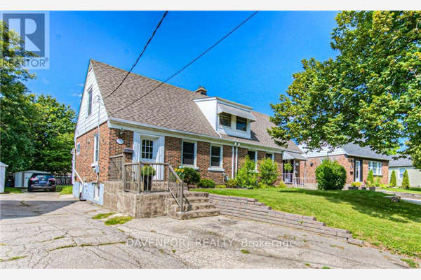 110 LORNE CRES, Kitchener