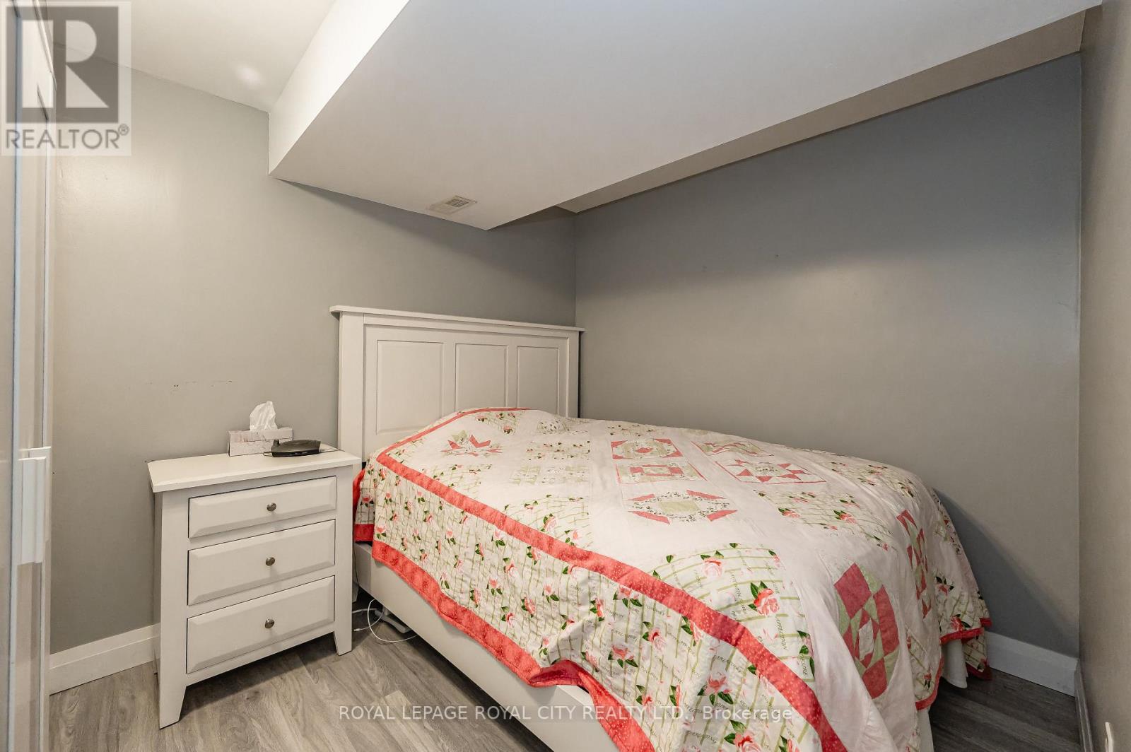 Listing X6789240 - Large Photo # 27