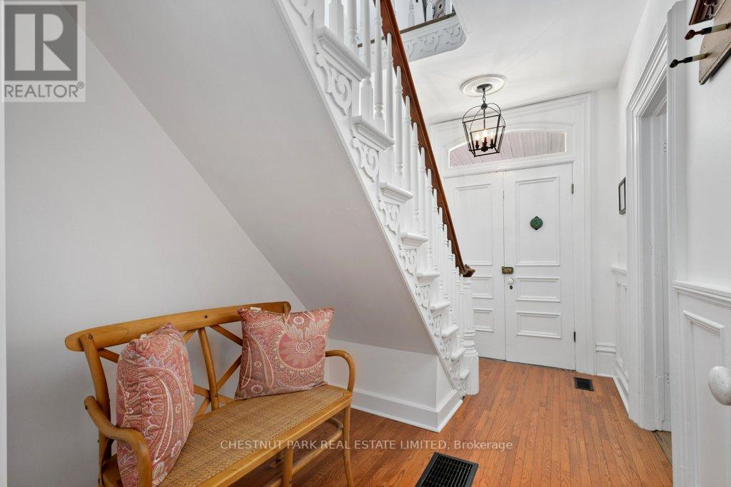 349 BLOOMFIELD MAIN ST