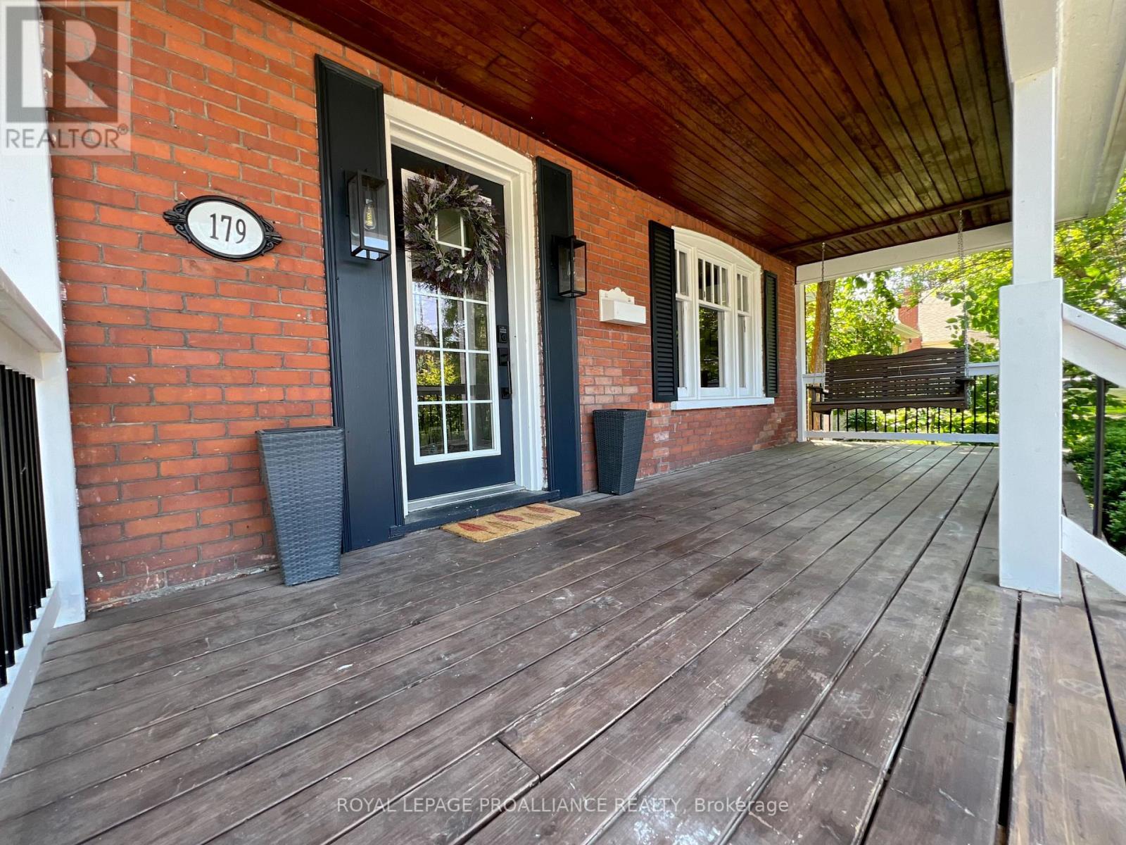 179 BLEECKER AVE