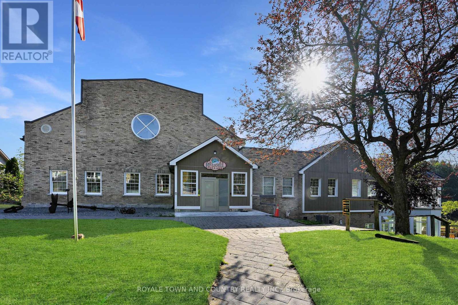 #105 -50 RIVERMILL BLVD, #105