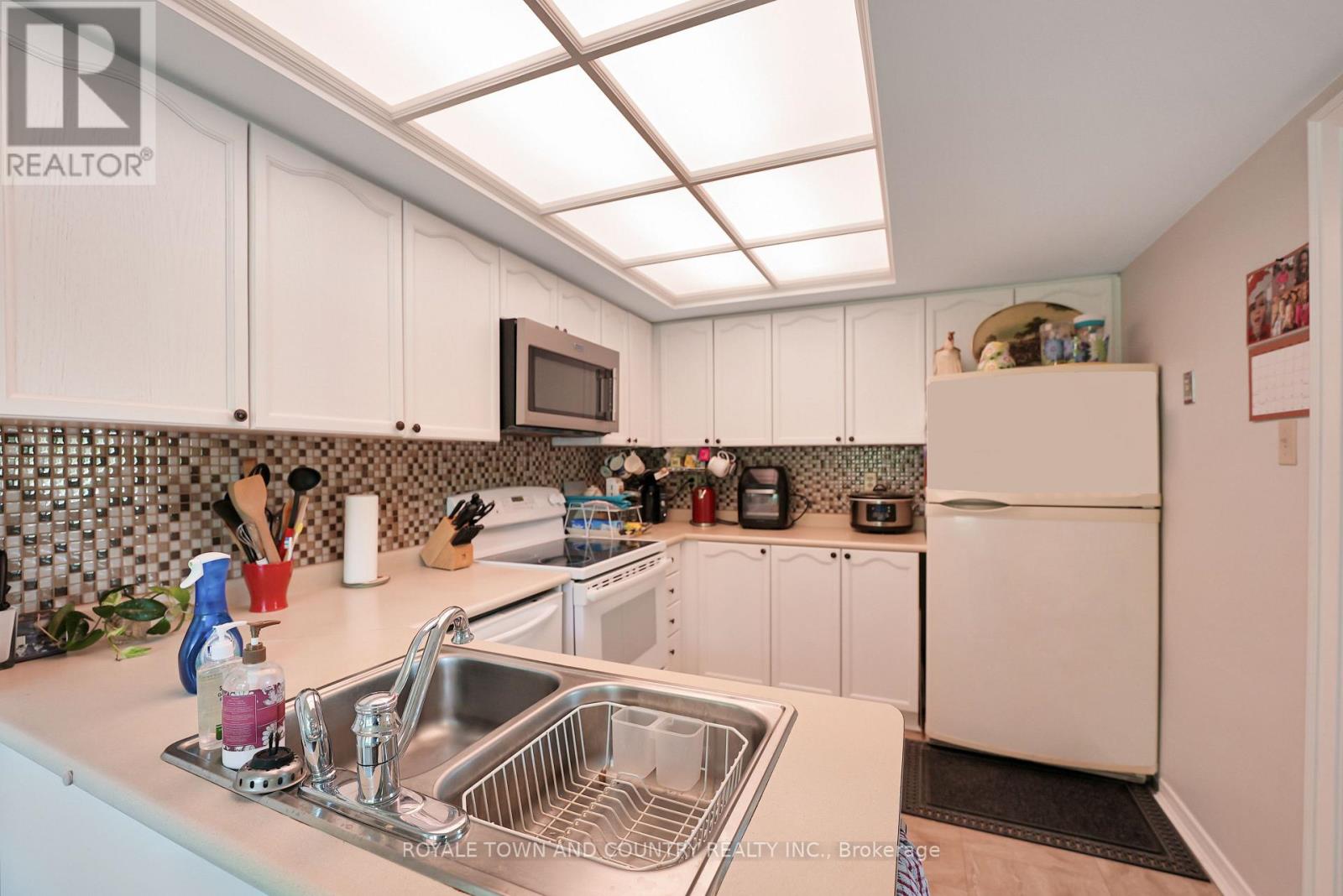 #105 -50 RIVERMILL BLVD, #105