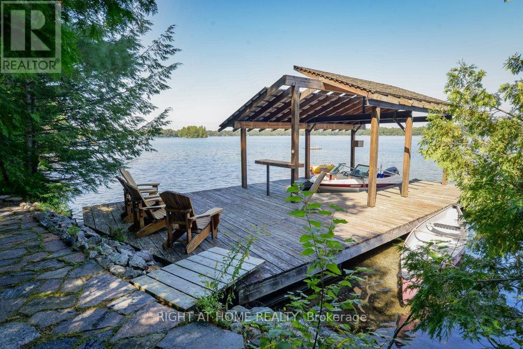 1135 RIDGE RD