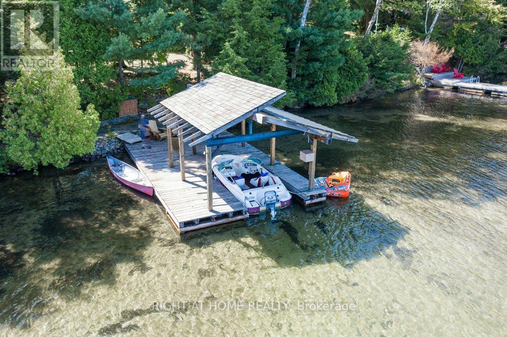 1135 RIDGE RD