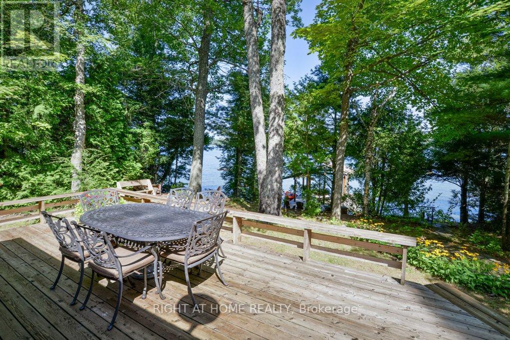 1135 RIDGE RD