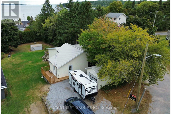 5049 CHAPEL ST, Hamilton Township
