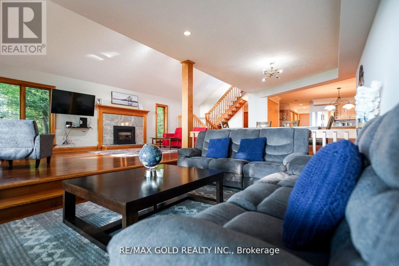 128 THORNRIDGE RD