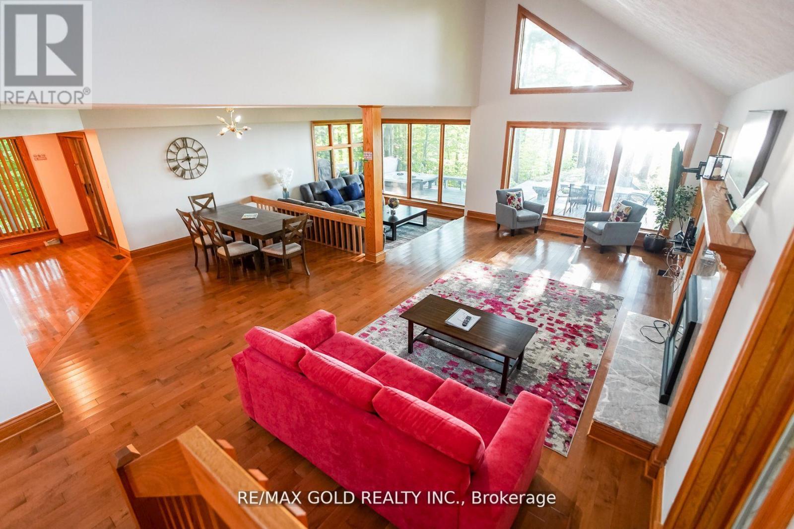 128 THORNRIDGE RD