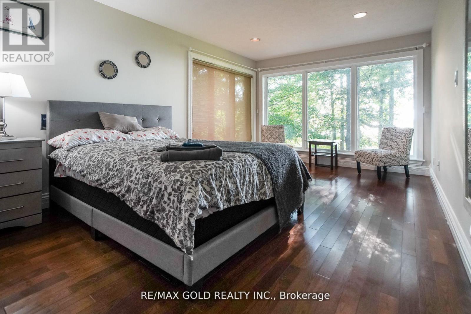 128 THORNRIDGE RD