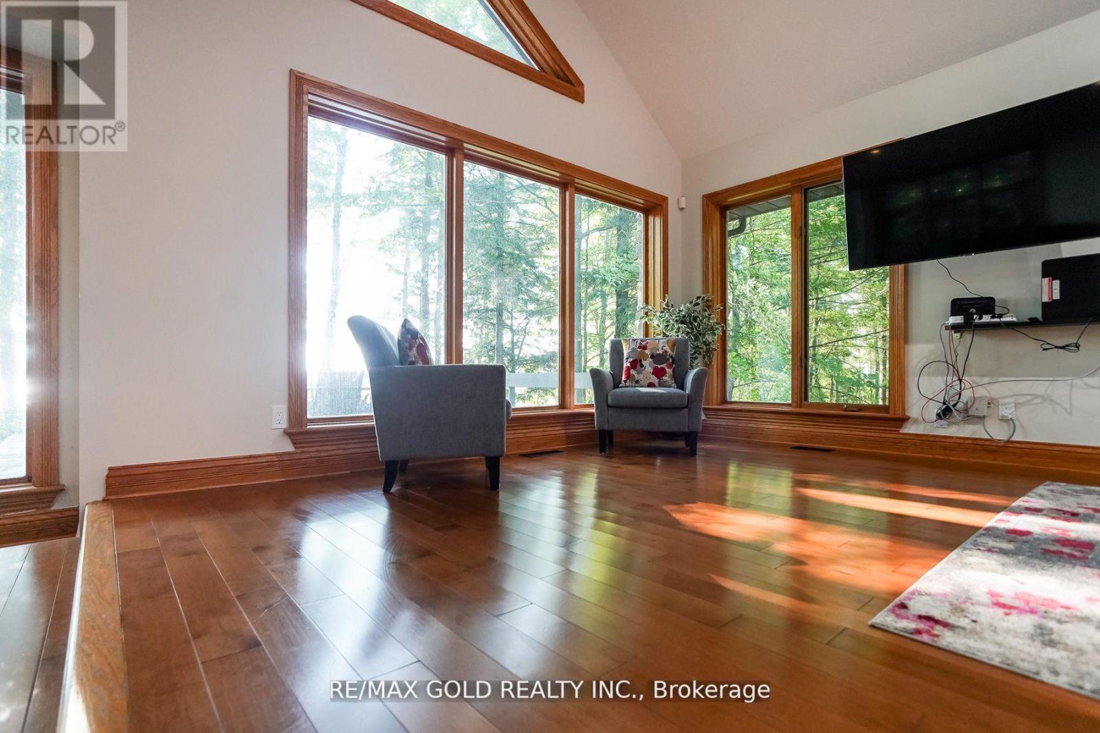 128 THORNRIDGE RD