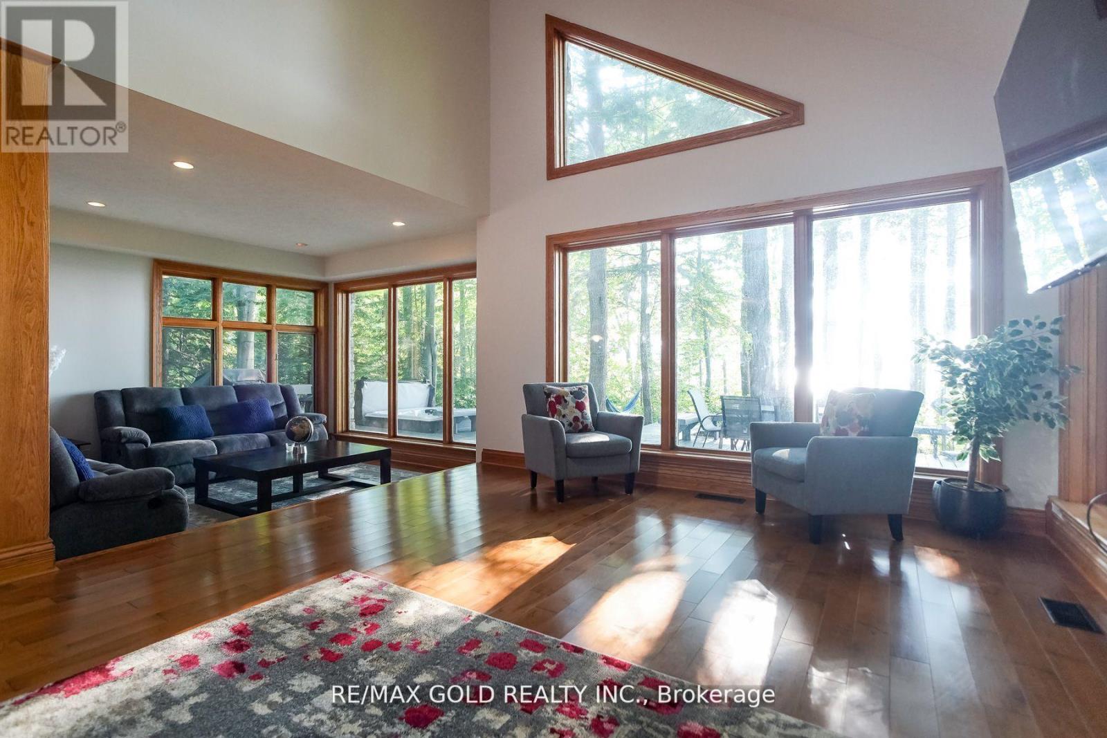 128 THORNRIDGE RD