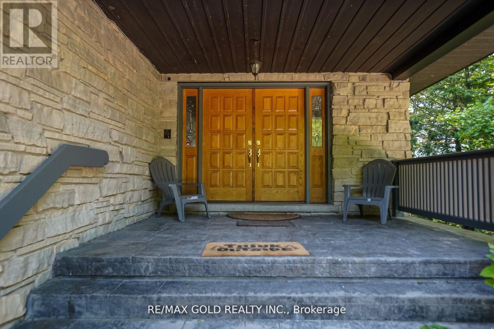 128 THORNRIDGE RD