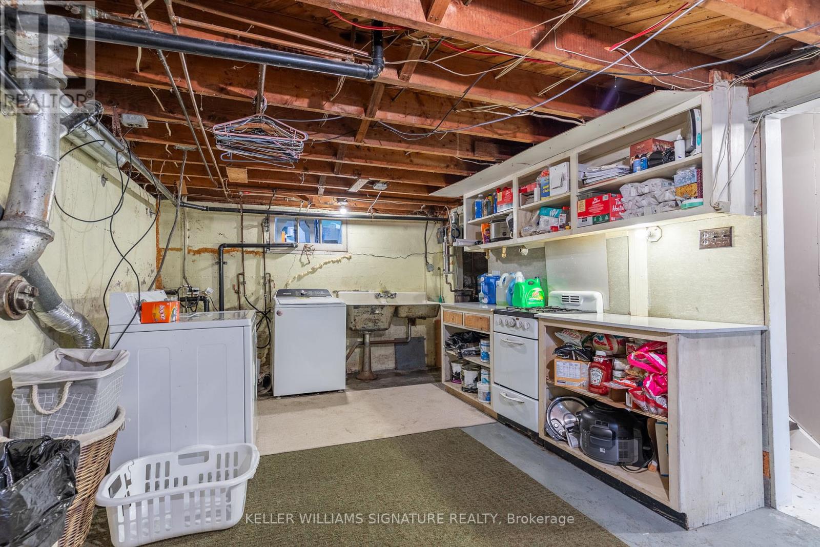 7394 CANBOROUGH RD