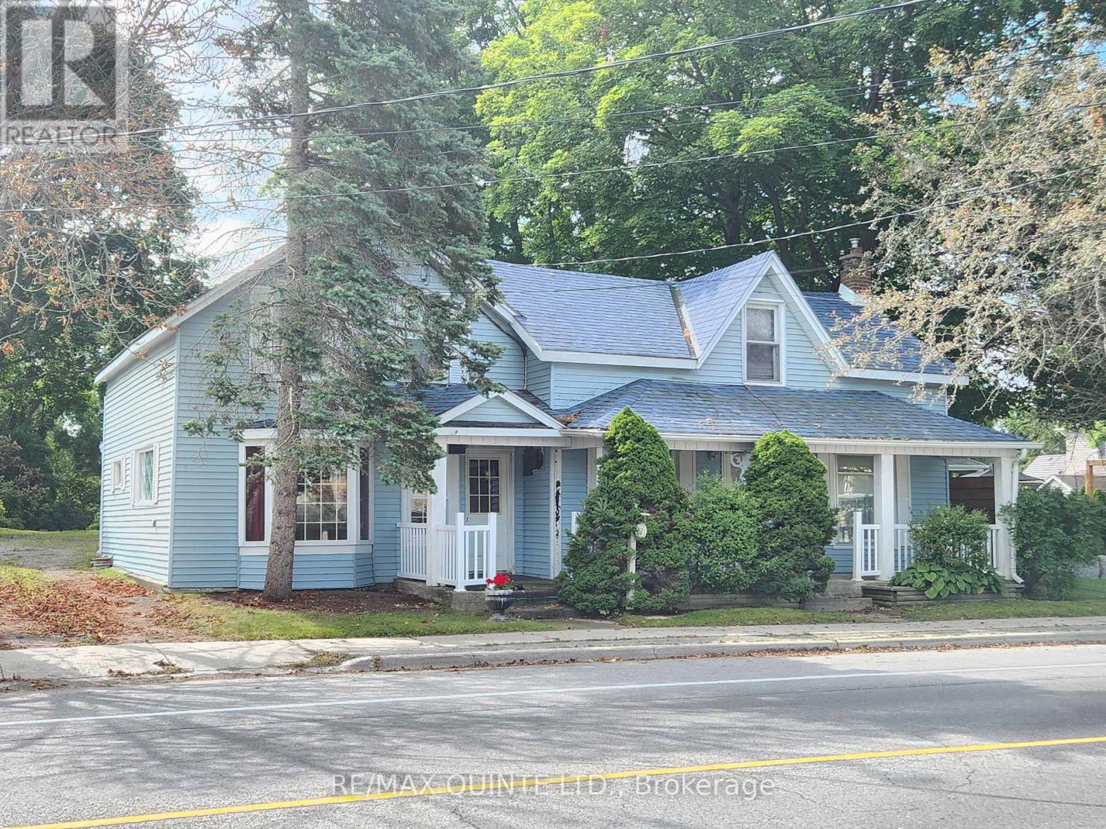 22 MAIN ST