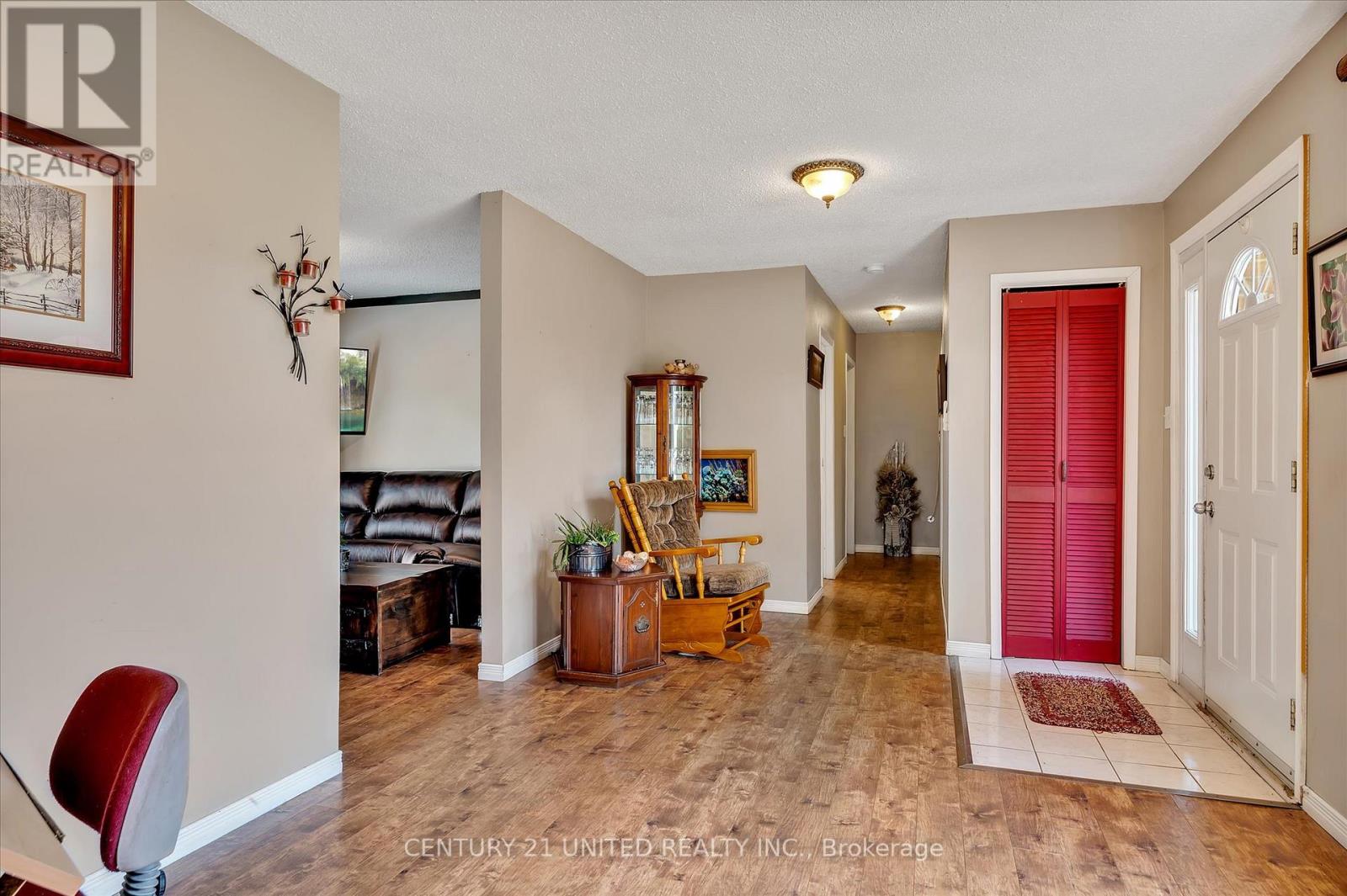 14 ROBINSON ST