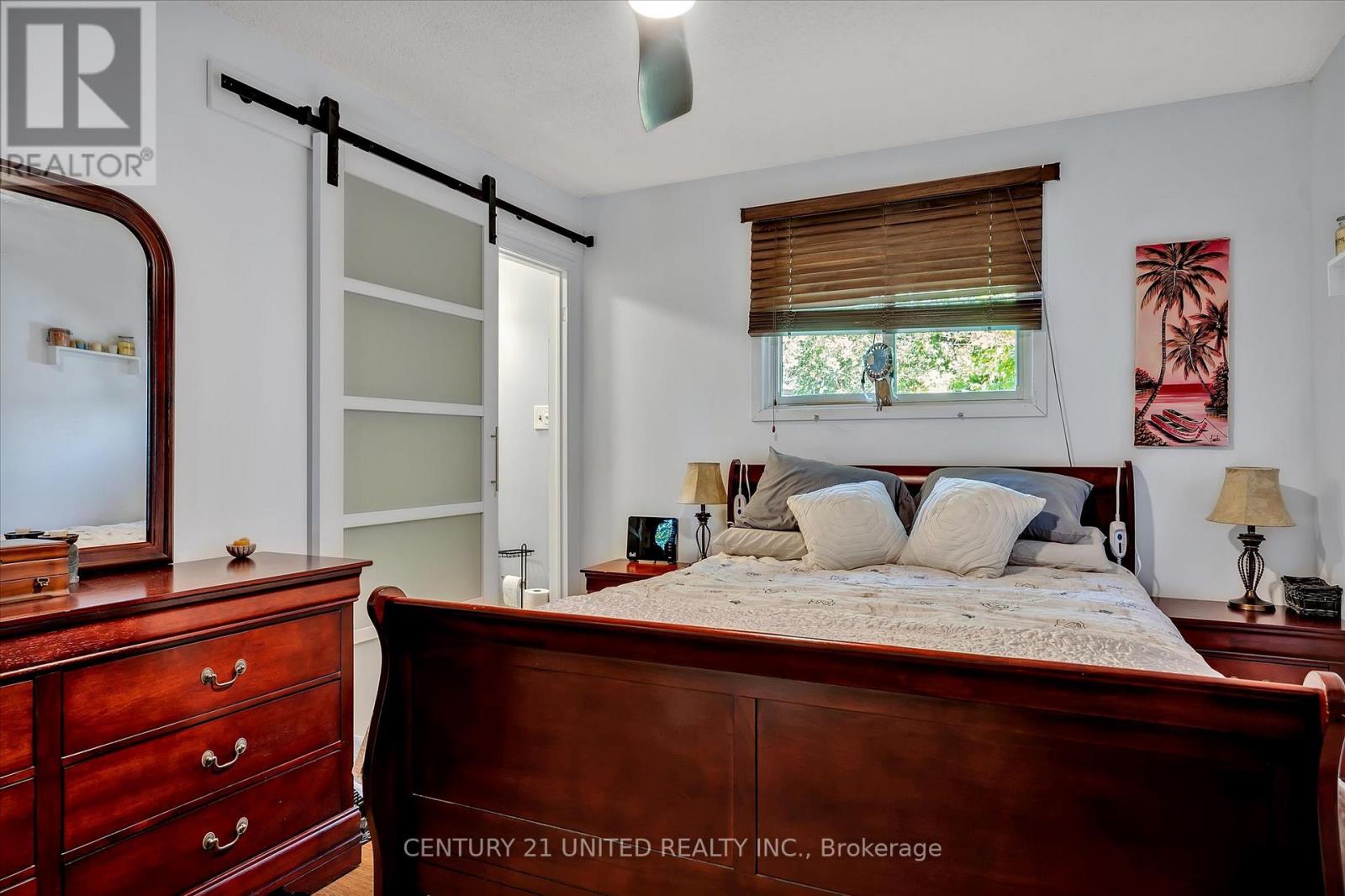 14 ROBINSON ST