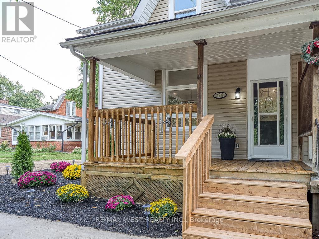 328 BULLER ST