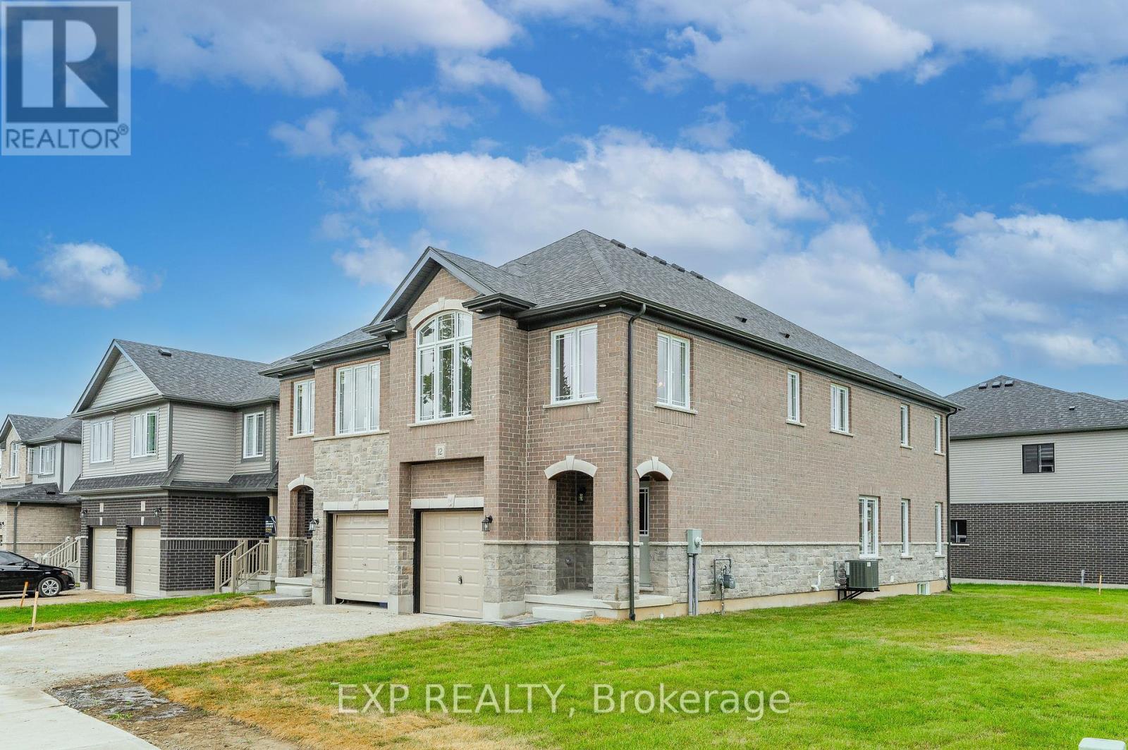 Listing X6803914 - Large Photo # 3