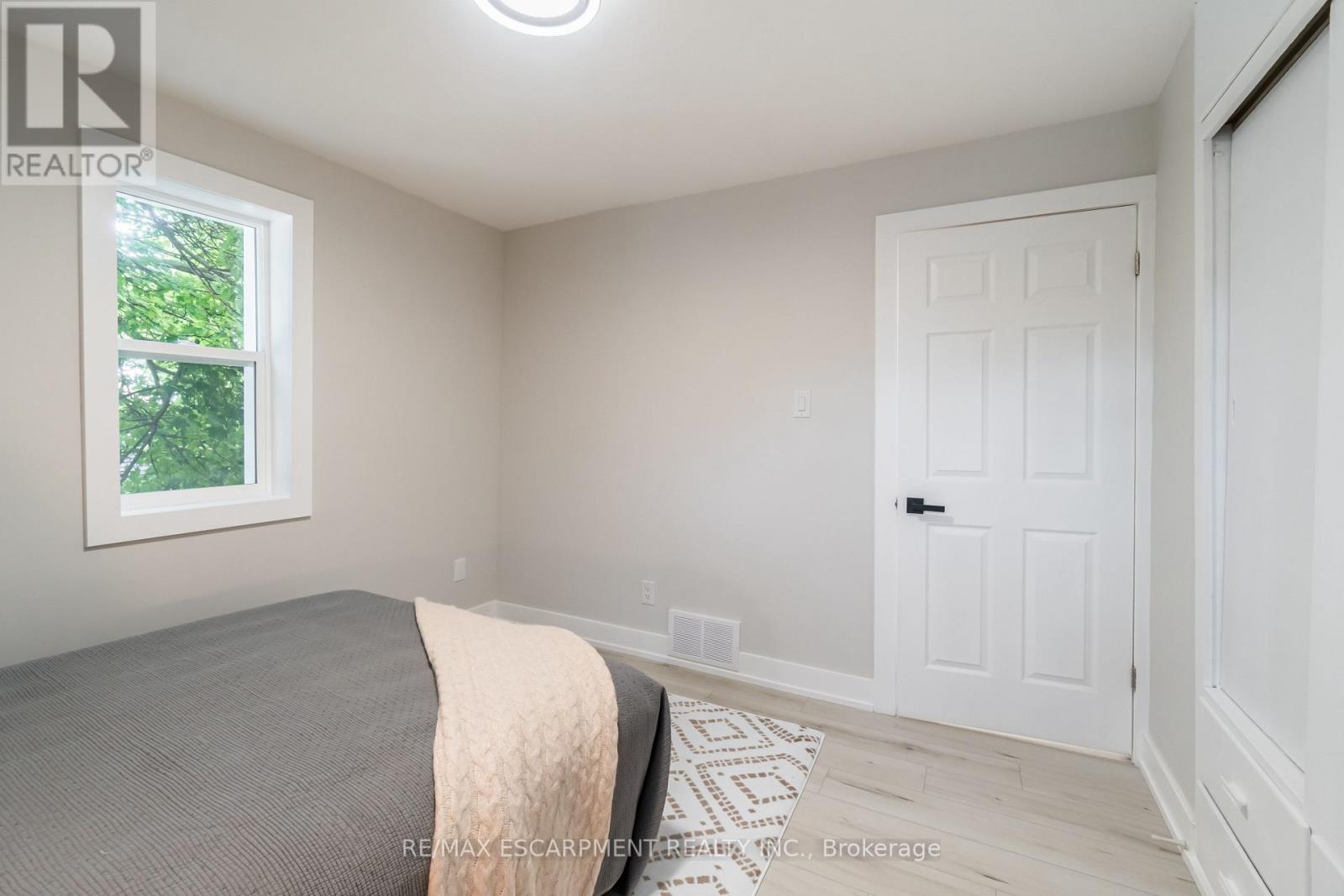 Listing X6804236 - Large Photo # 18
