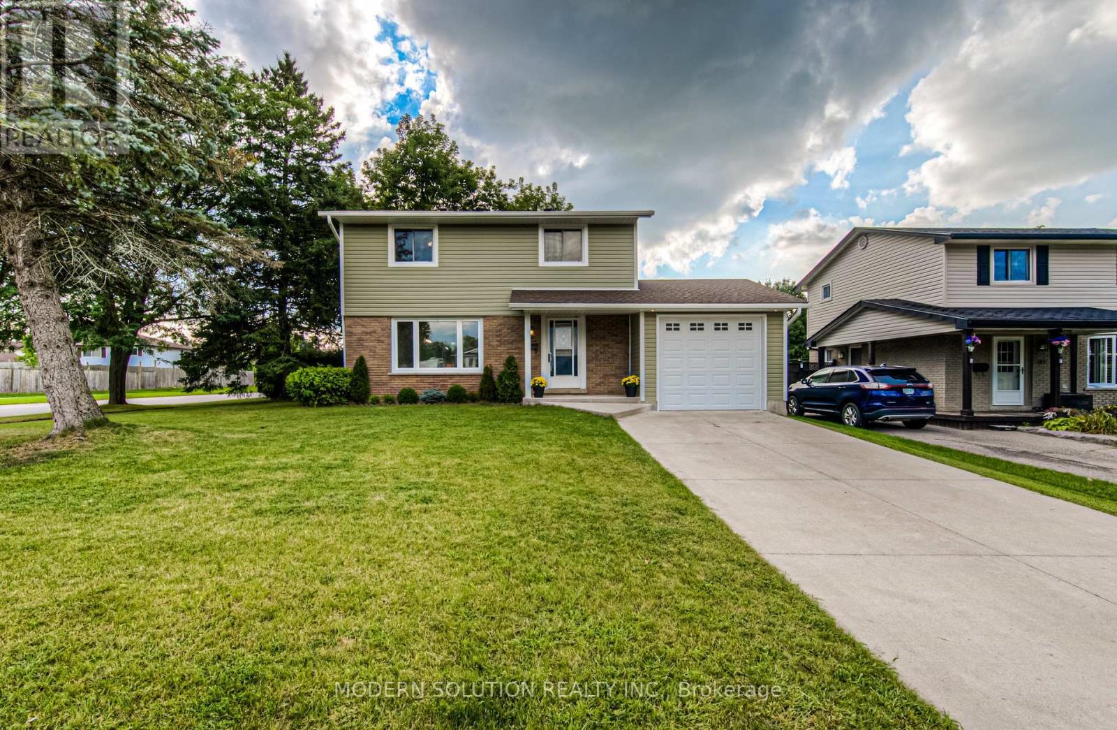143 BALMORAL DR