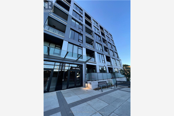 #421 -690 KING ST W, Kitchener