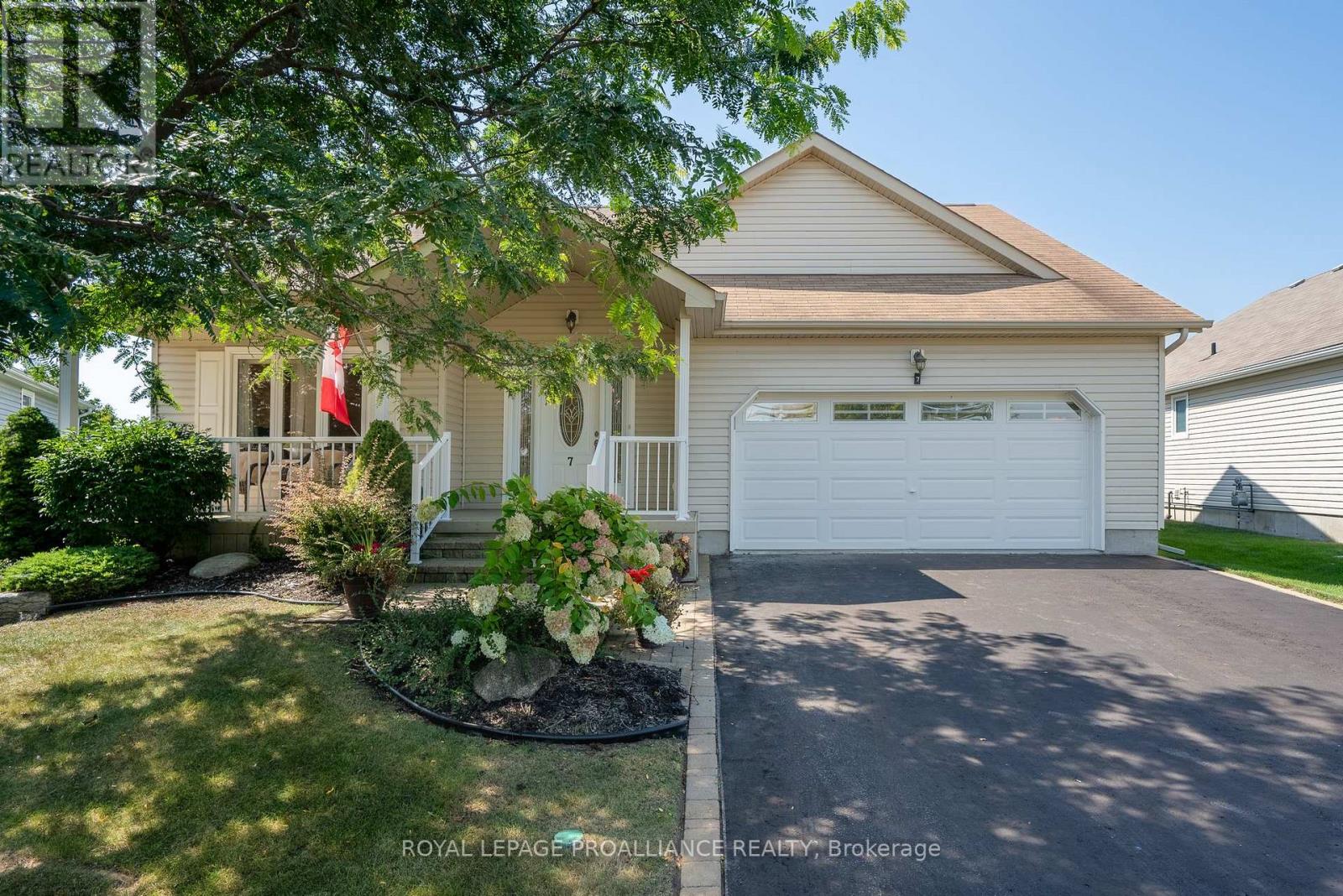 7 SHEWMAN RD