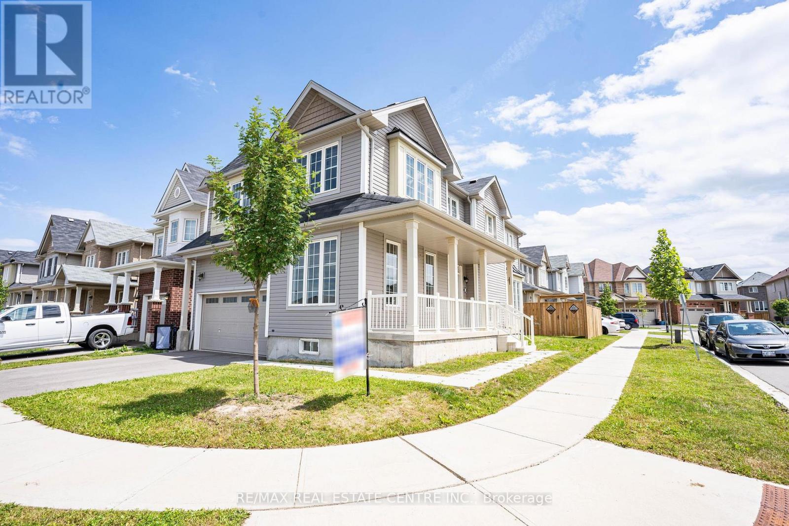 162 MUNRO CIRC