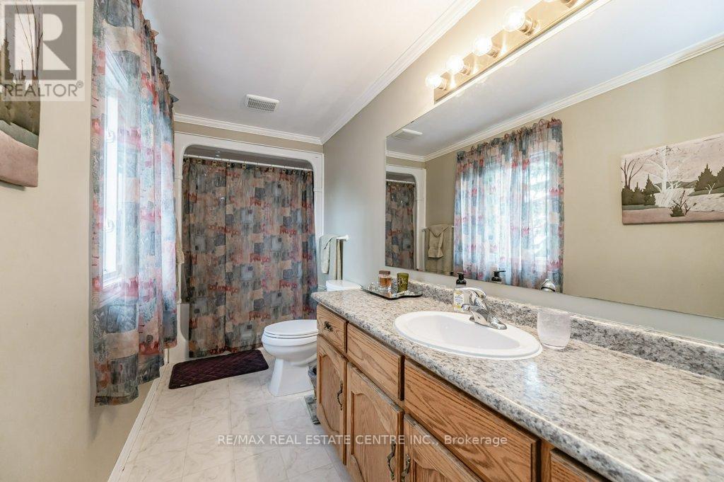 Listing X6810554 - Large Photo # 24