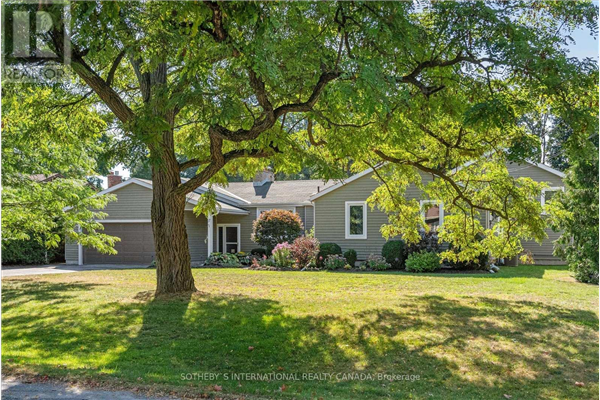 17 CEDARVIEW DR, Peterborough