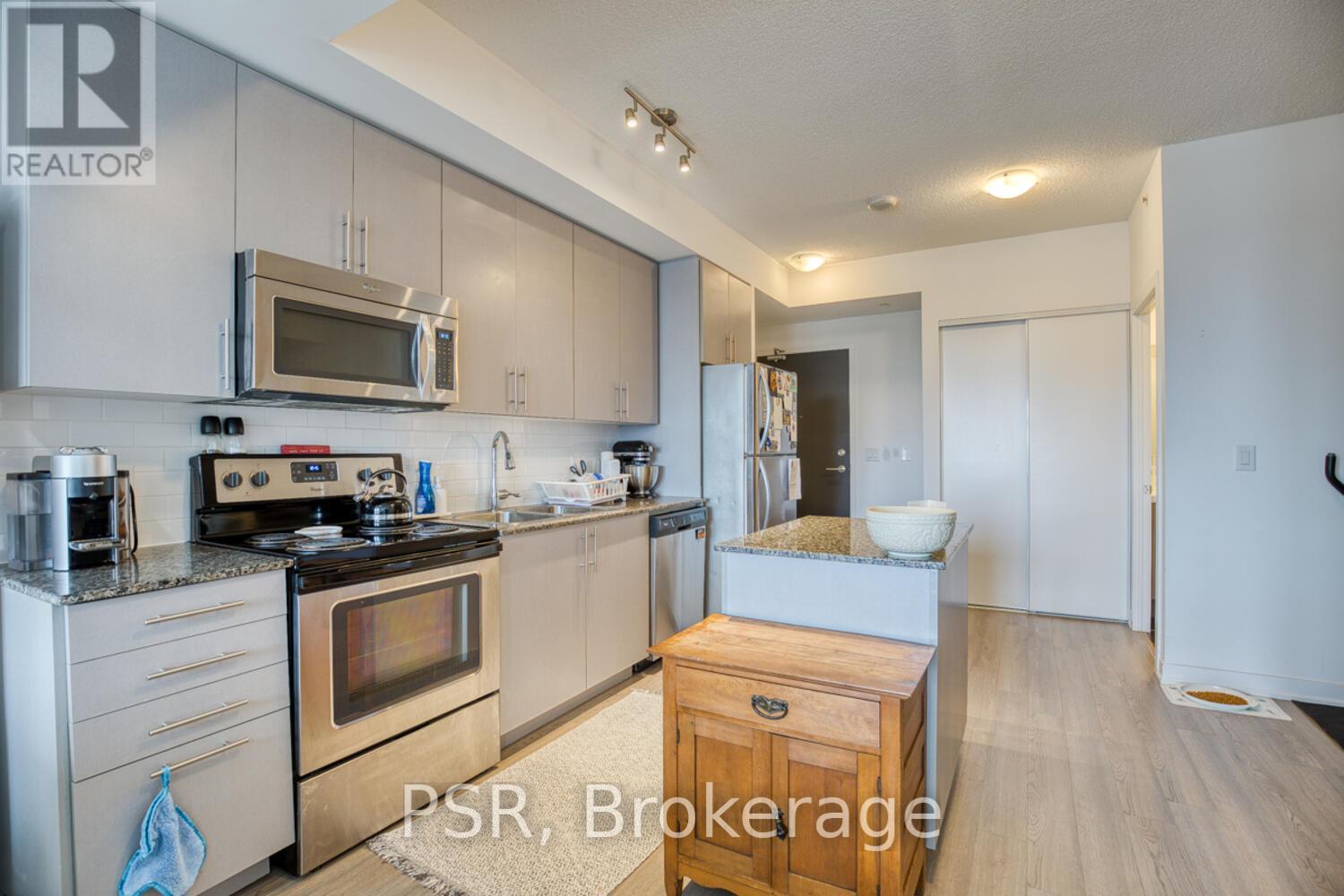 #806 -85 DUKE ST W, #806