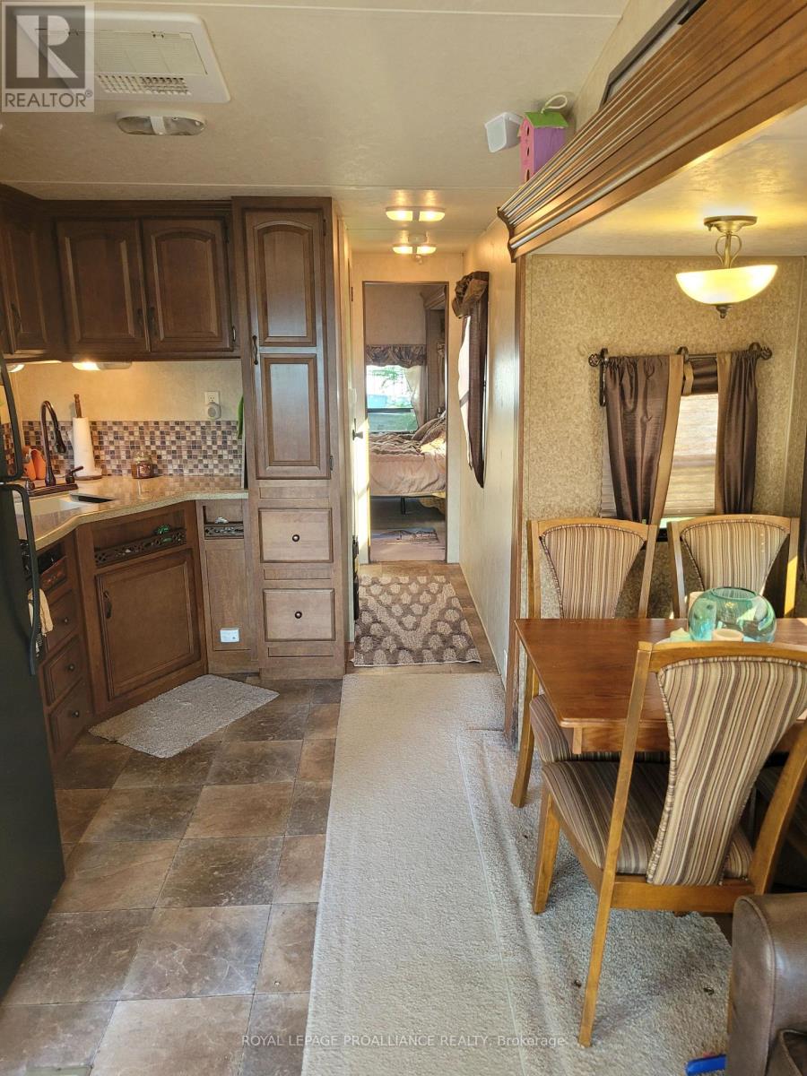 181B WHITE LAKE RD