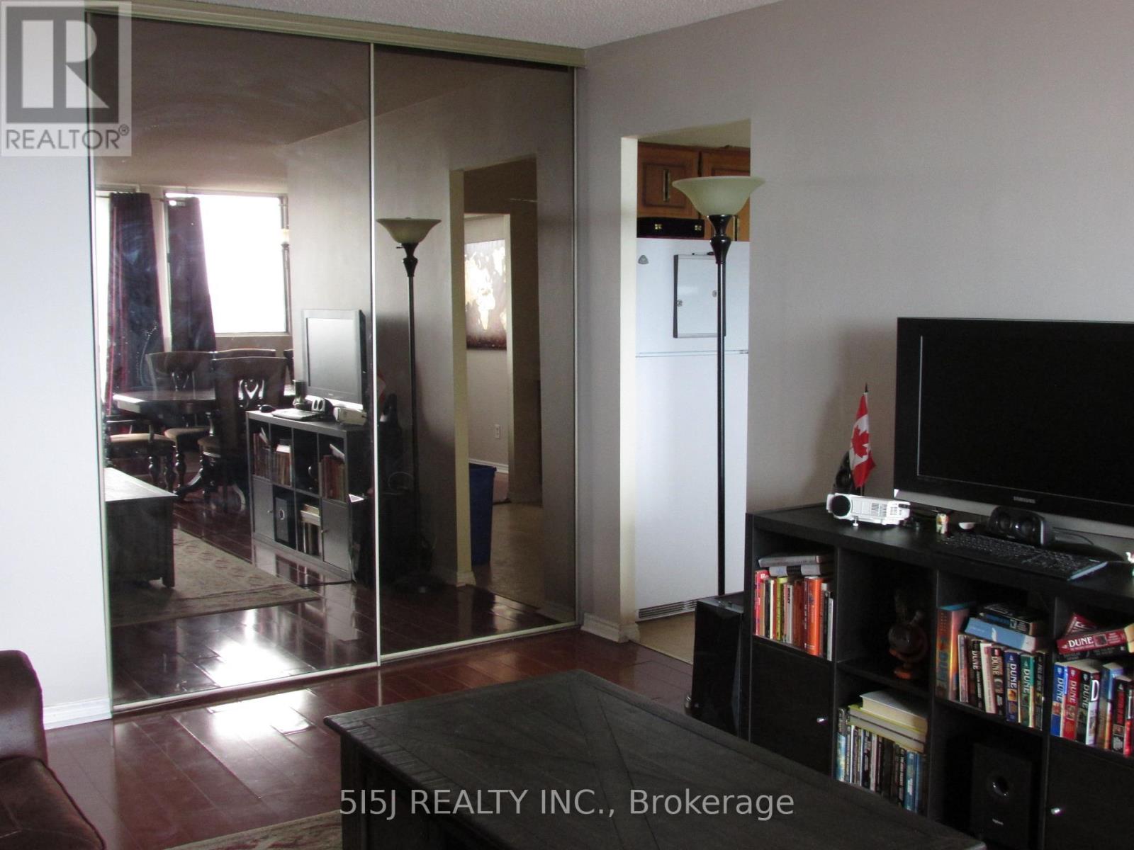 #707 -375 KING ST N, #707