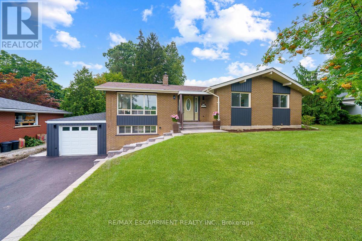 218 MEMORIAL DR