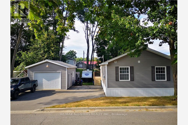 7072 WAVERLY ST, Hamilton Township