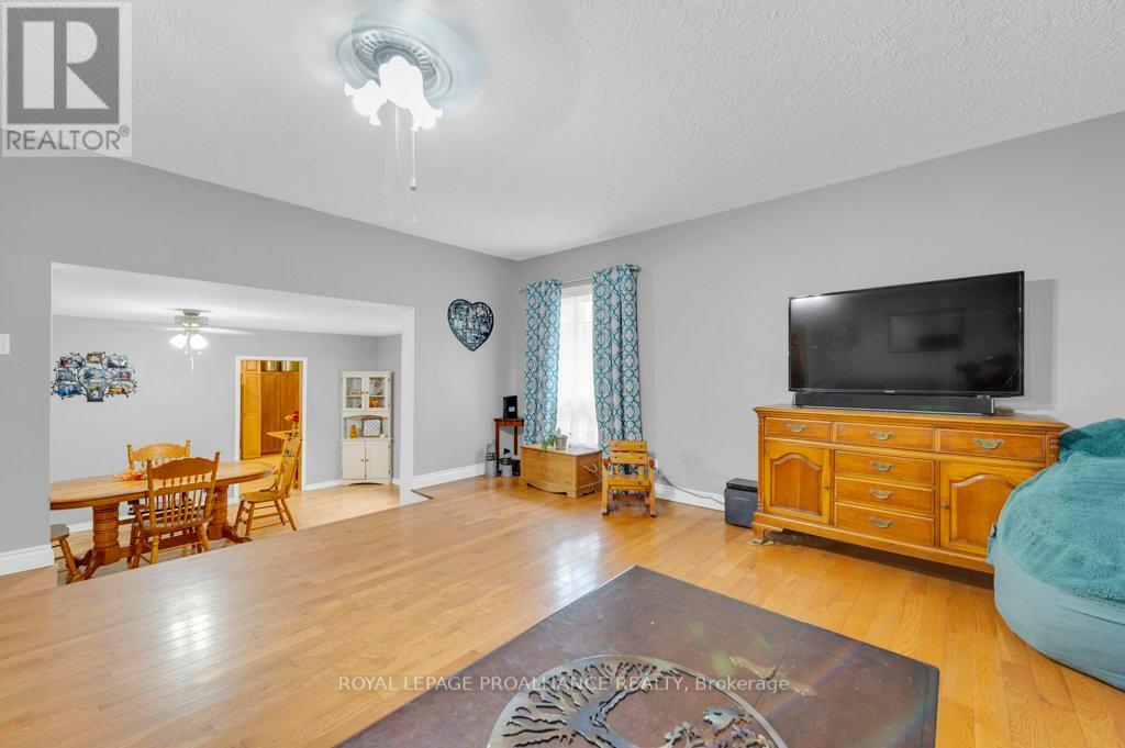 Listing X6816508 - Large Photo # 16