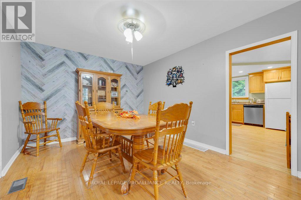 Listing X6816508 - Large Photo # 12