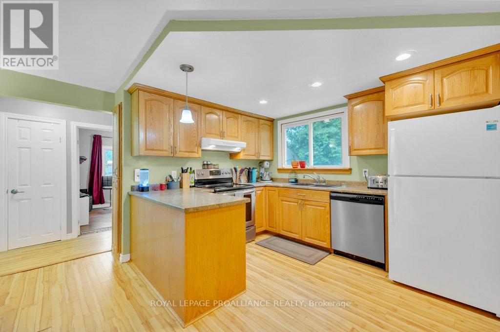 Listing X6816508 - Large Photo # 6