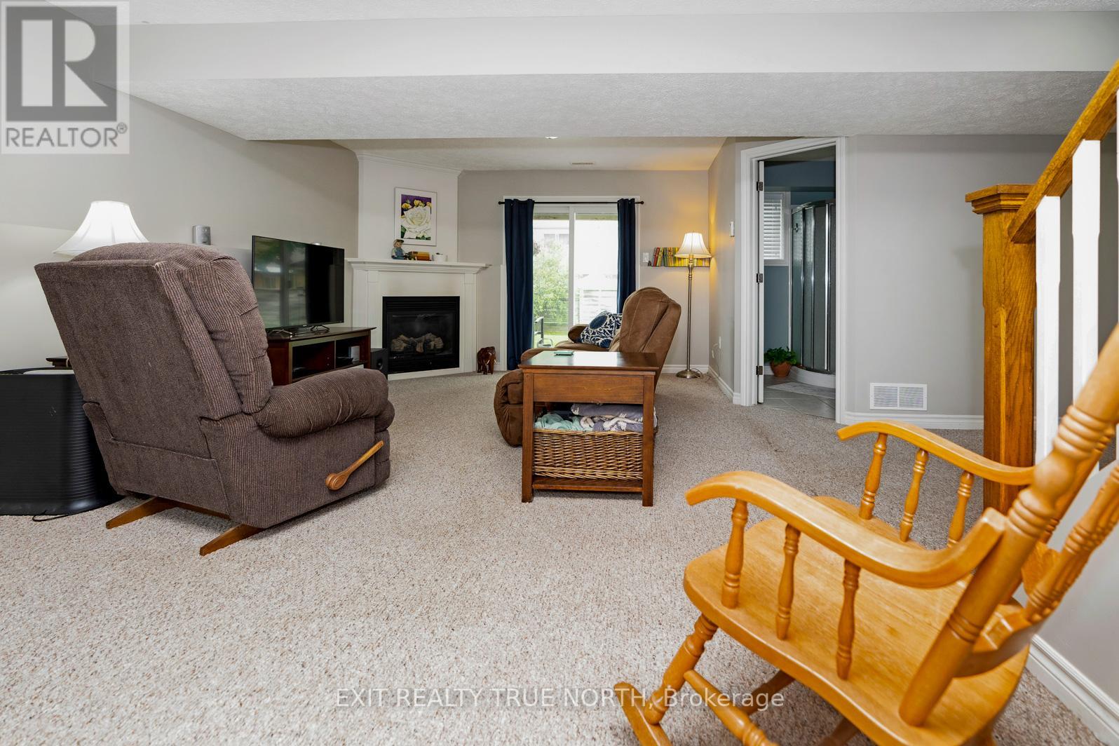 Listing X6816538 - Large Photo # 27