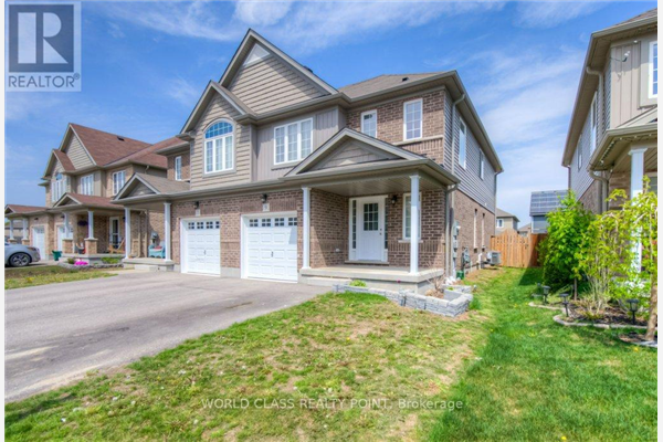 9 FREER DR, North Dumfries