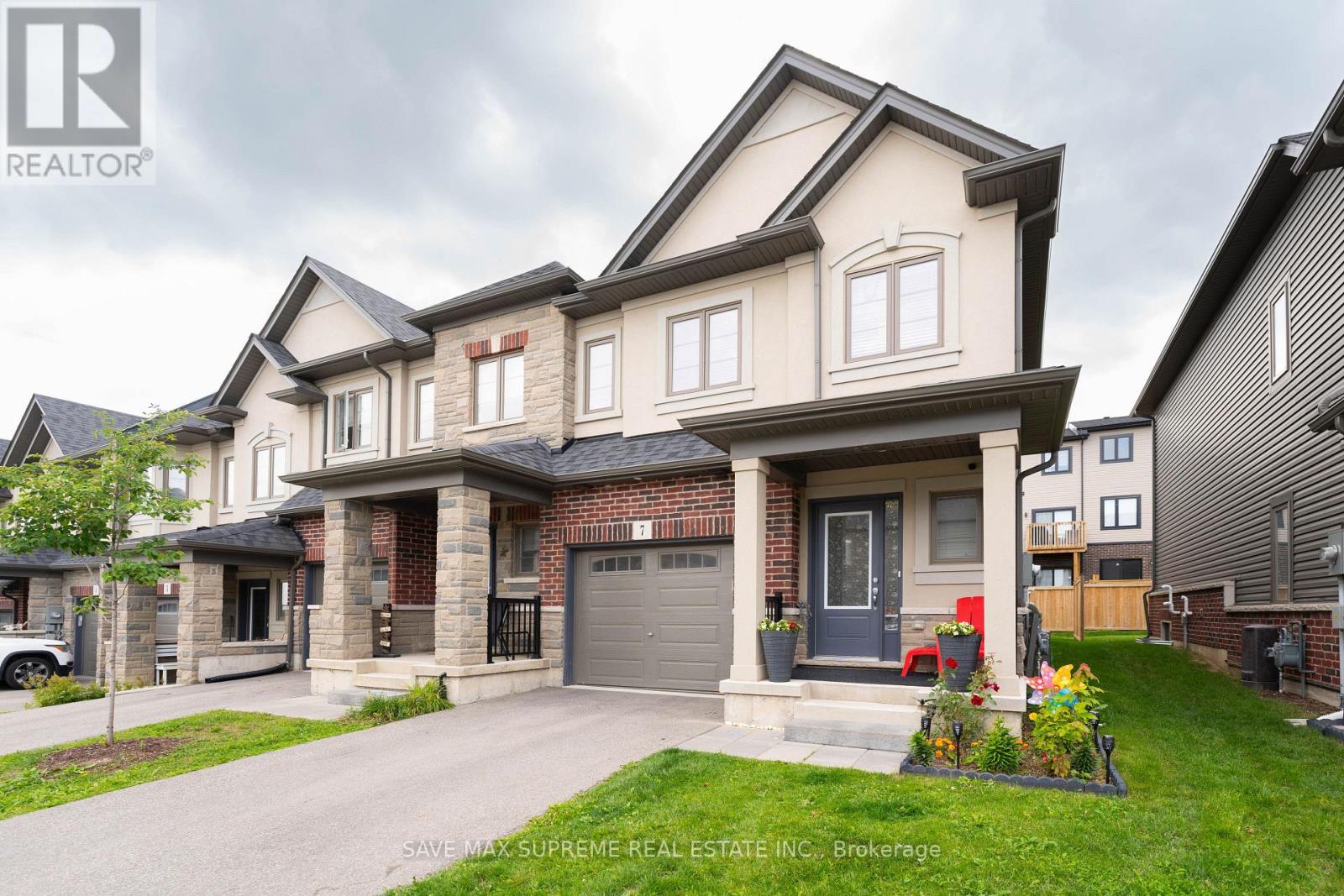 #7 -324 EQUESTRIAN WAY, #7