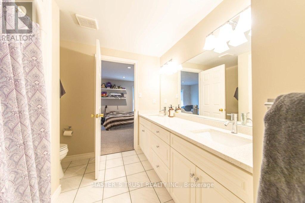 648 BEECHWOOD DR