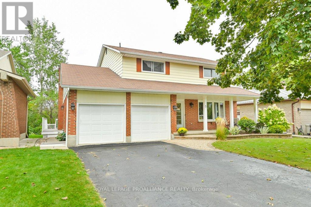 6 BRIARWOOD CRES