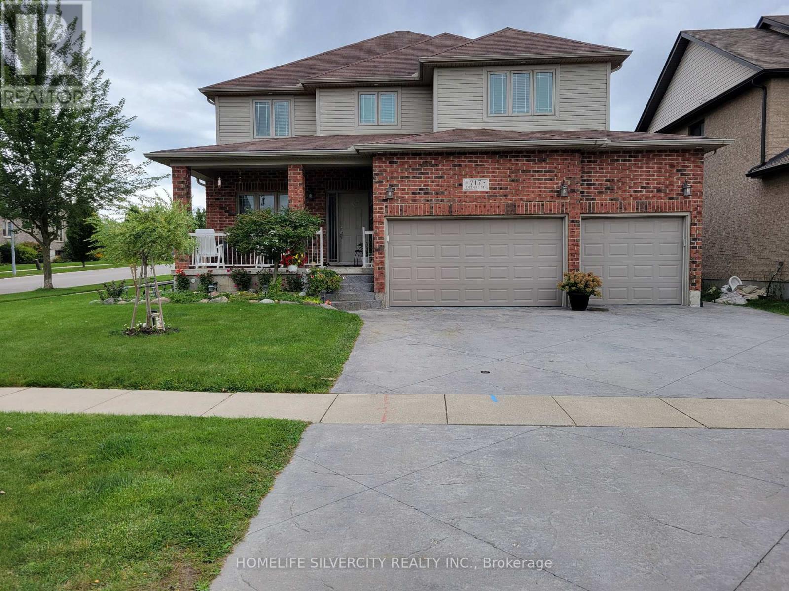 717 SPITFIRE ST