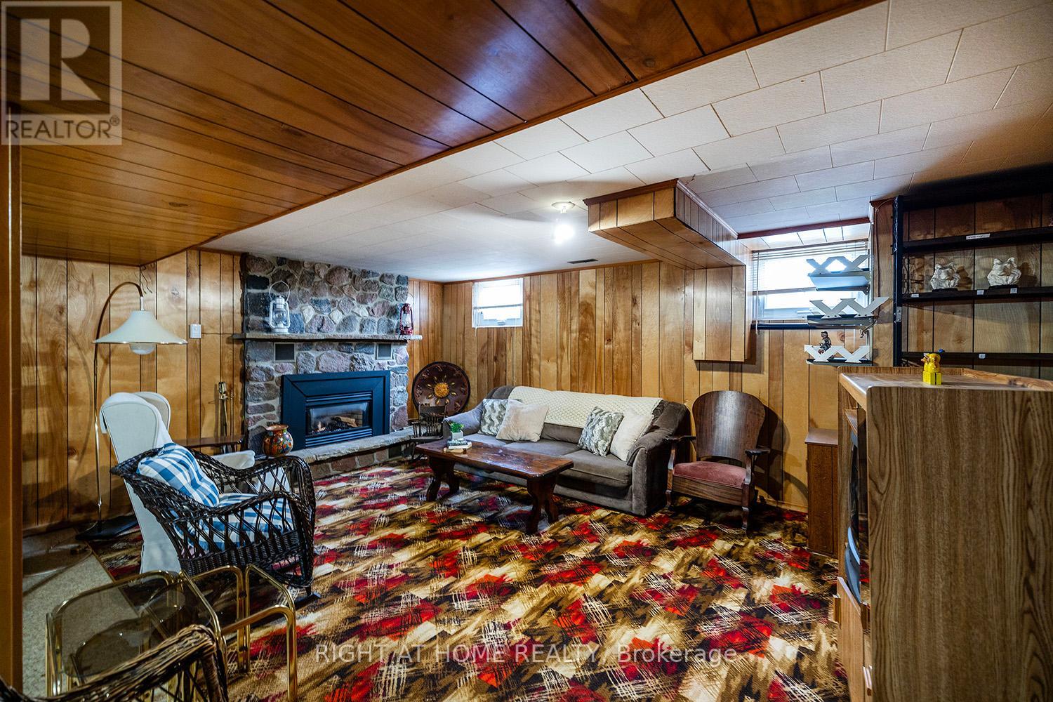 Listing X7002116 - Large Photo # 32
