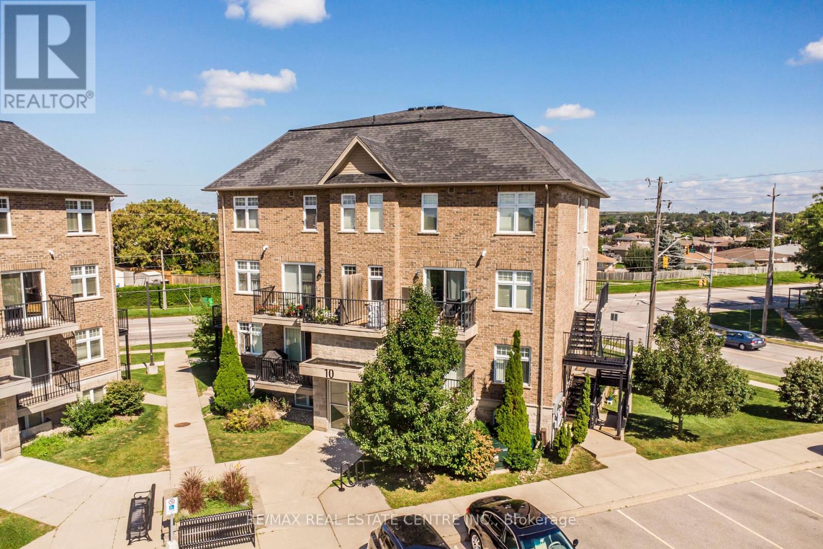 #302 -10 CHEESE FACTORY RD, #302